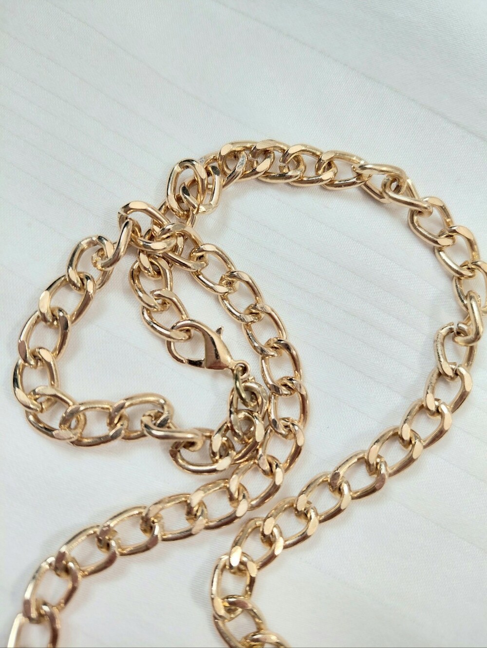 Coach Gold Round Logo Necklace - Picture 3 of 5